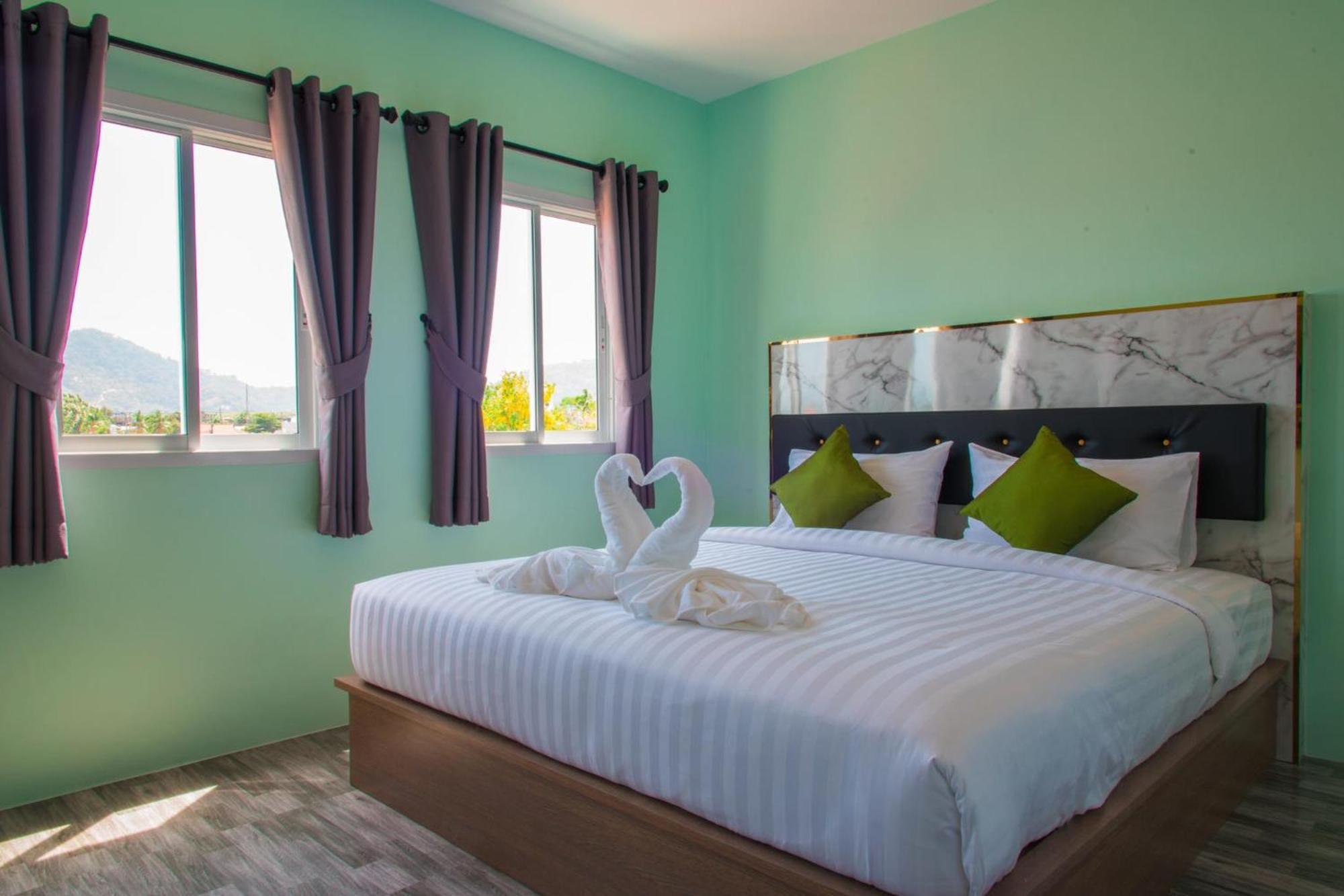 Anatasia Apartment Phuket Exteriör bild